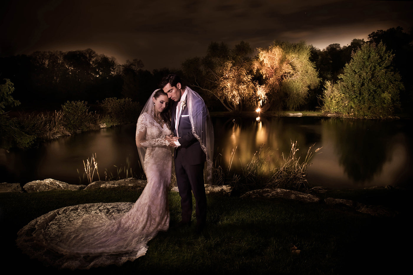 Flash vs. Continuous Light with Cliff Mautner, SanDisk & StellaPro Light | Samy's PhotoSchool